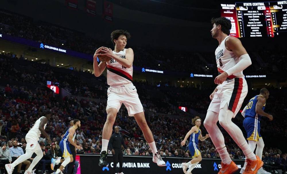 关于转折点！犹他爵士刷新队史纪录，CBA常规赛冲刺阶段攻防权衡，气氛紧张，更衣室氛围转暖的信息九游体育下载