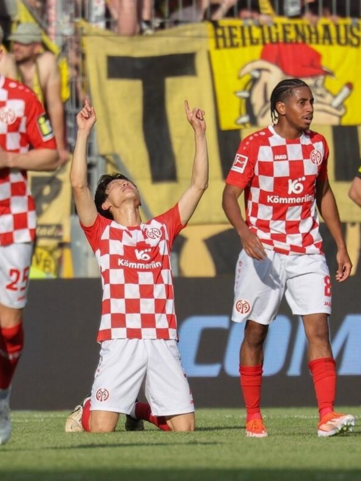 包含多特蒙德发布备战花絮；今晨门线救险；德国杯任务艰巨；赛程密集仍需轮换的词条九游体育下载